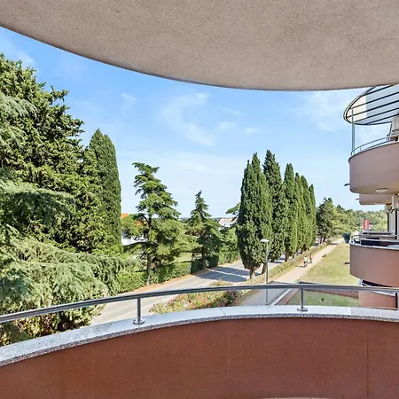 Apartment Feniks