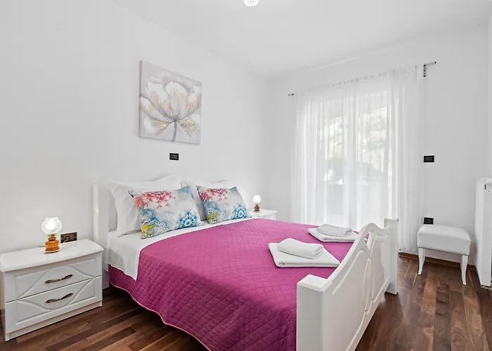 Feniks Appartamento *